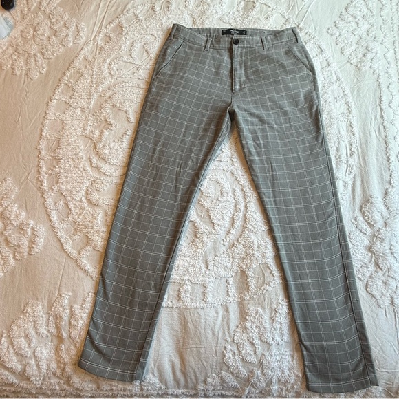 Hollister Other - Hollister Men's Gray Checkered Dress Pants size 32x32 B22